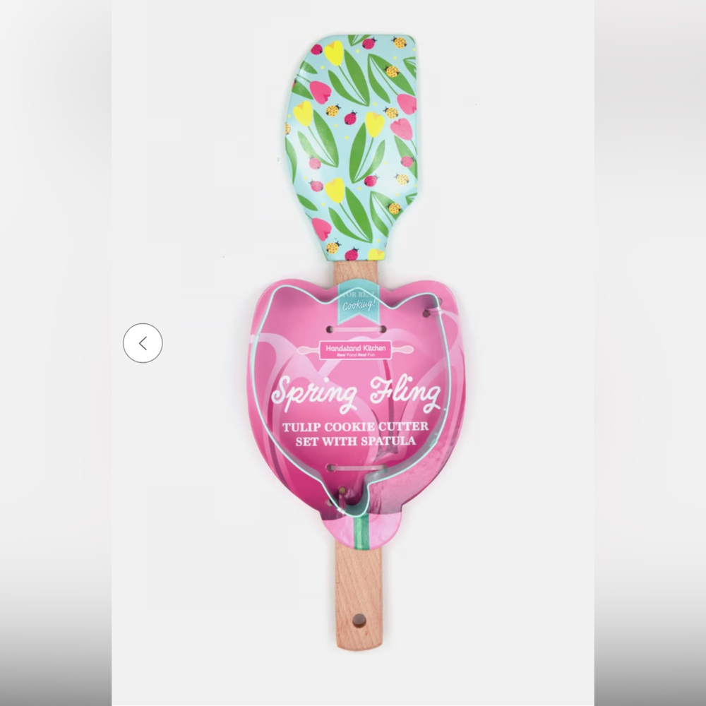 Handstand, kitchen spring fling, tulip cookie cutter set with spatula NWT